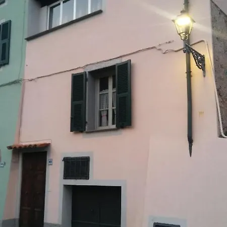 Casa Vacanze Ca De Mari - Casa Di Mari * Cisano sul Neva